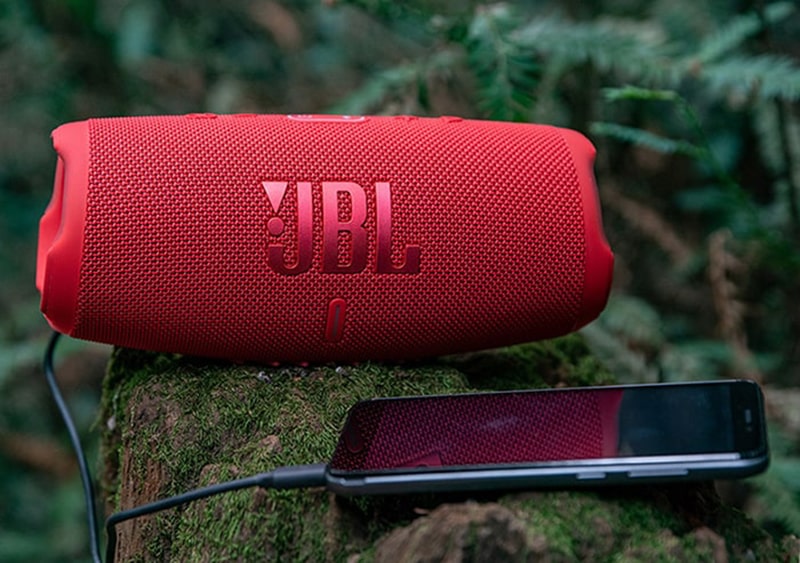 loa bluetooth hình trụ độc lạ